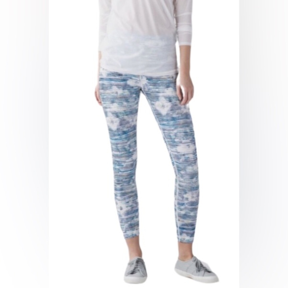Lululemon High Times Pant Blurry Belle Multi Size 4 - Picture 3 of 6